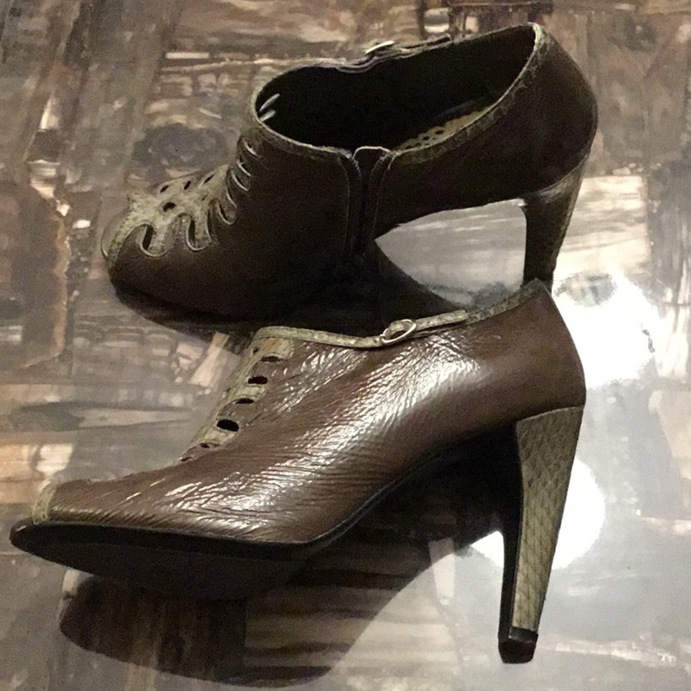 Sam Edelman Heals - Picture 2 of 8